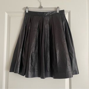 Erin Featherston Pleated Black Smooth lamb skin Leather Textured Knee‎ Length